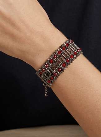 Ruby Ladder Beaded Bracelet